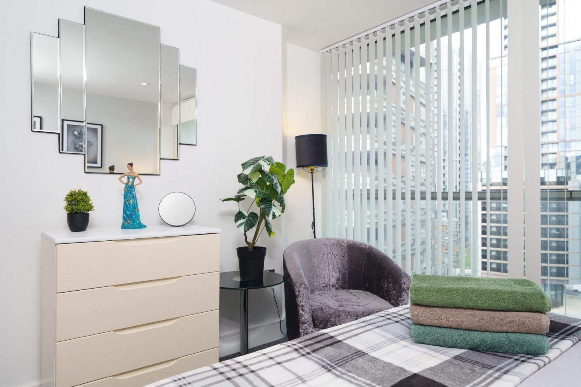 Cobalt Point 2 Apartment ลอนดอน ภายนอก รูปภาพ