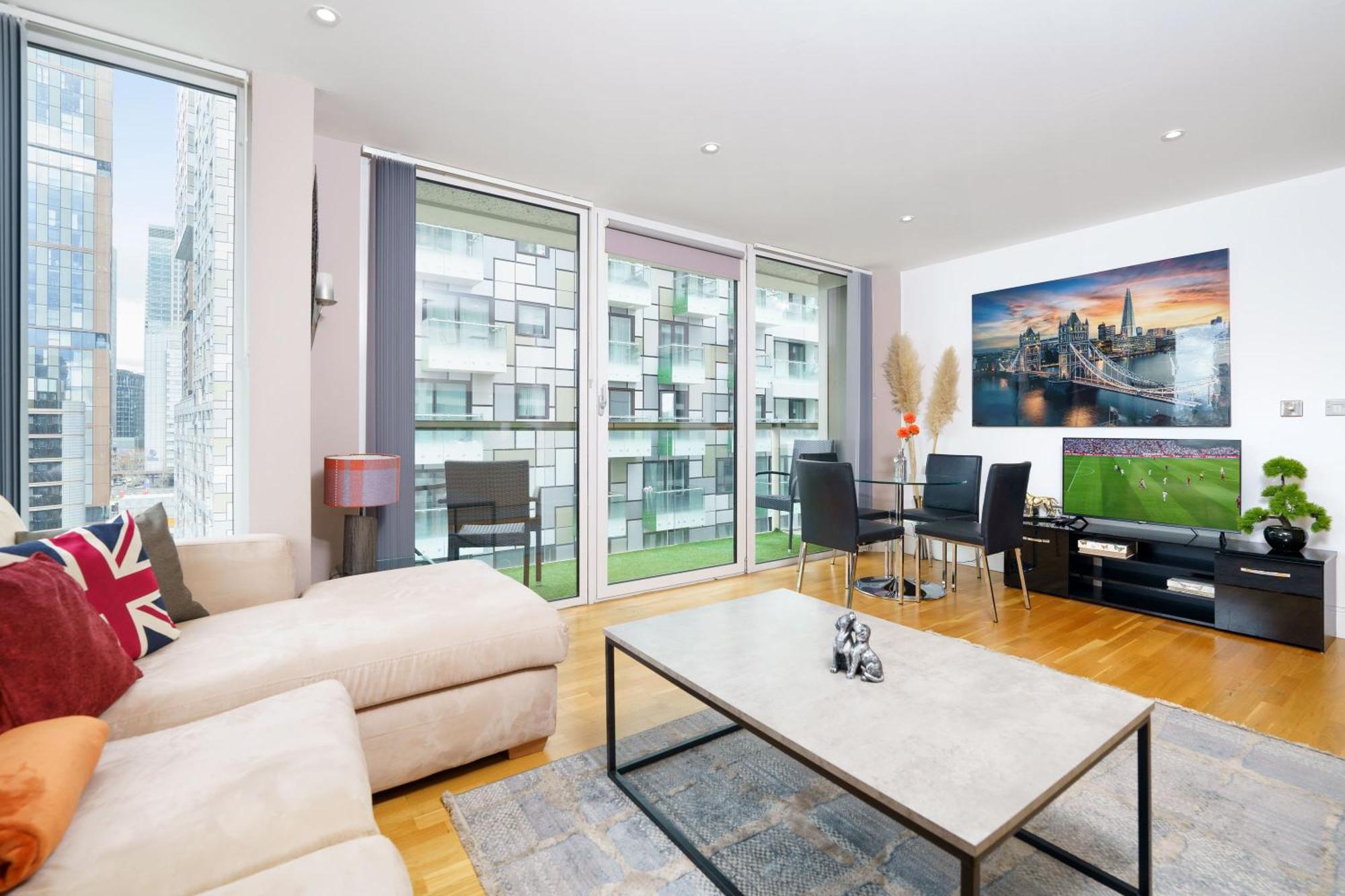 Cobalt Point 2 Apartment ลอนดอน ภายนอก รูปภาพ