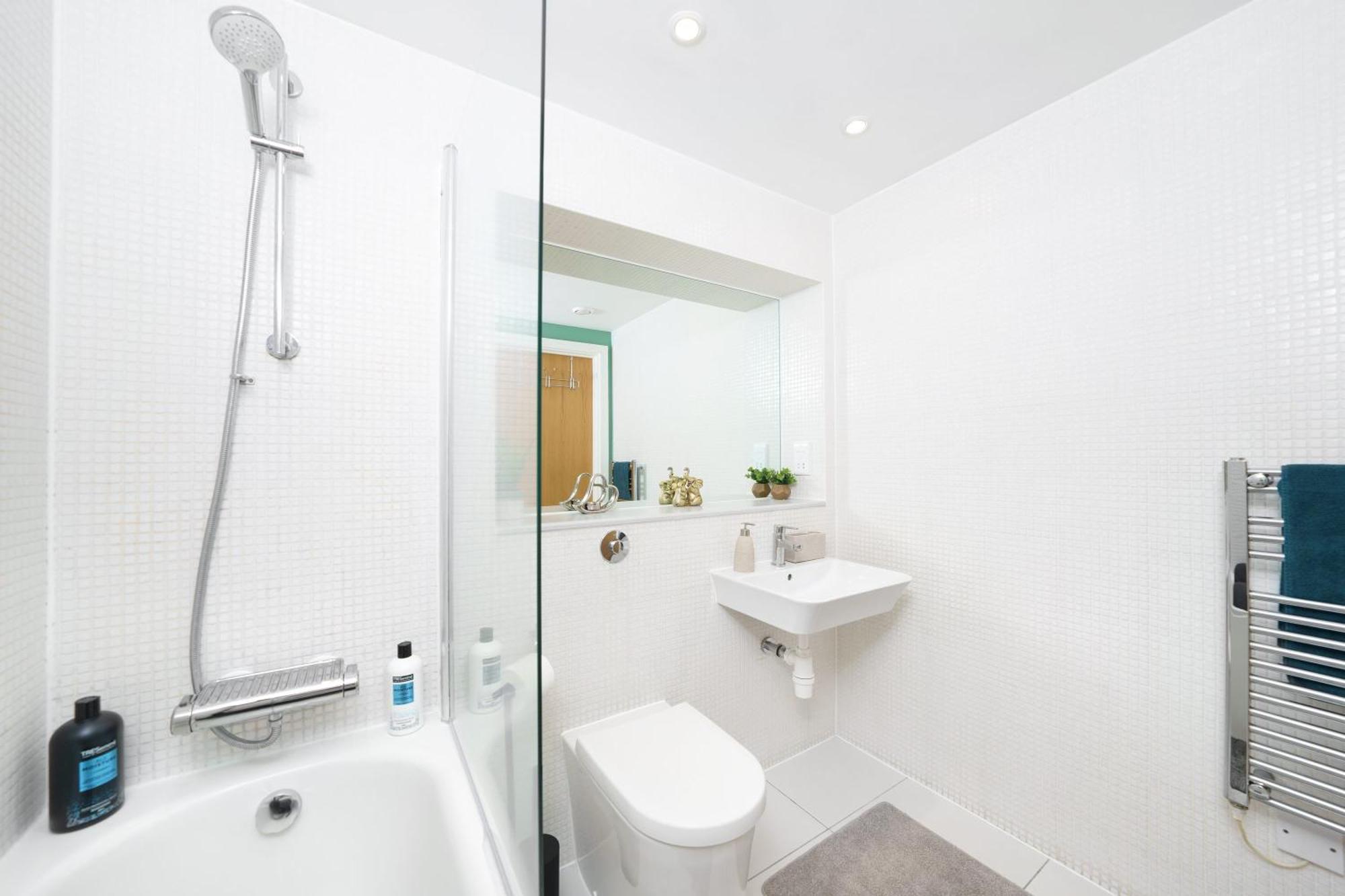 Cobalt Point 2 Apartment ลอนดอน ภายนอก รูปภาพ